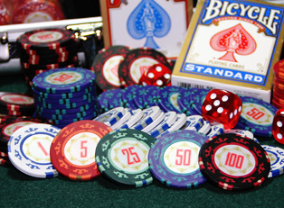 Набор для покера Casino Royale 200 купить